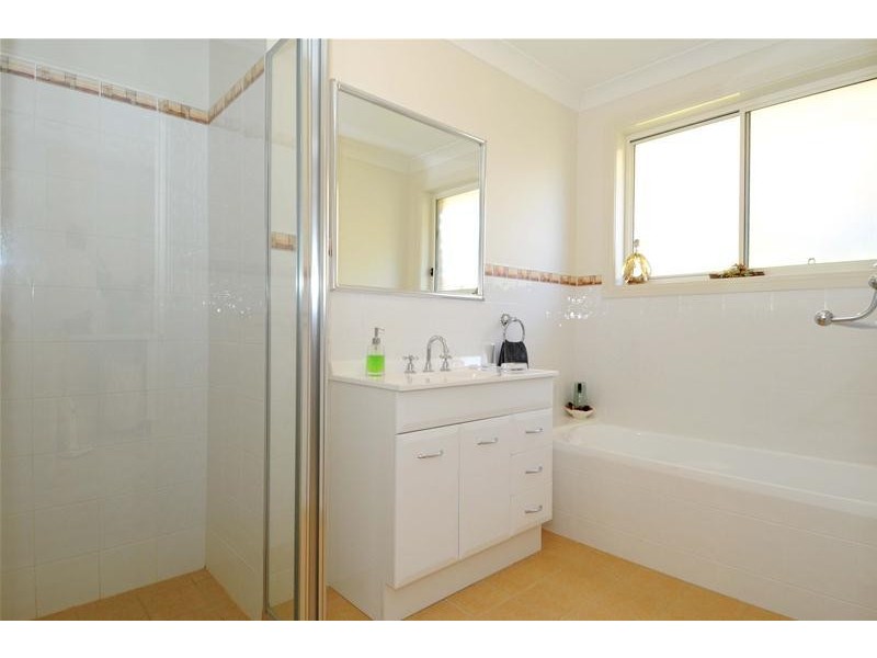 16 Alexander Close, Dunbogan NSW 2443