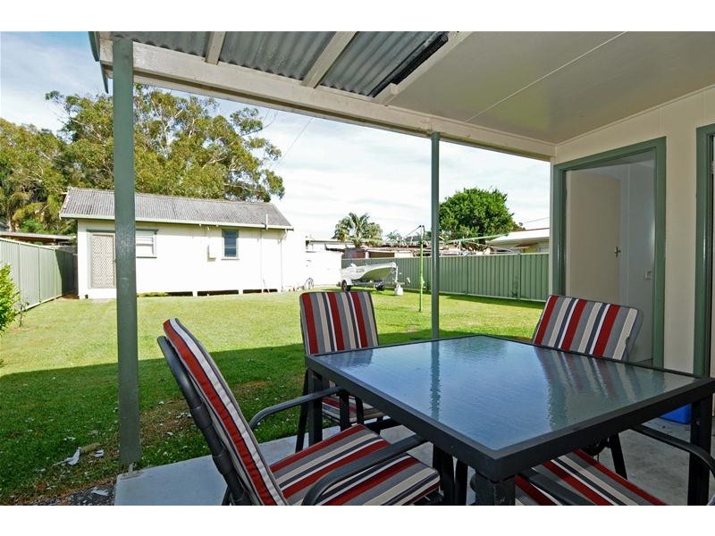 1 Adeline Street, North Haven NSW 2443