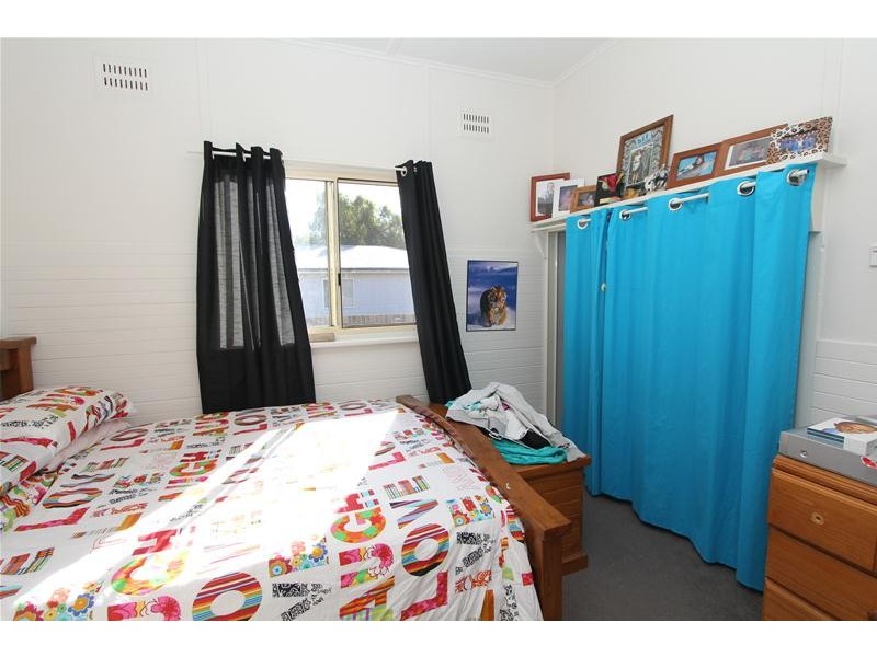 81 The Parade, North Haven NSW 2443