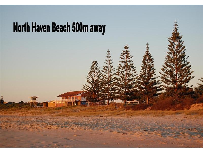 81 The Parade, North Haven NSW 2443