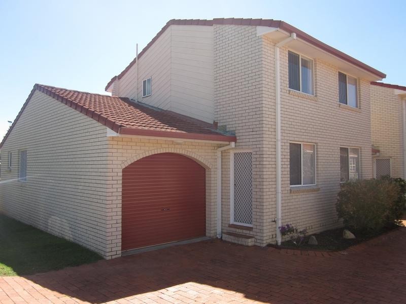 1/12 McLennan, Laurieton NSW 2443