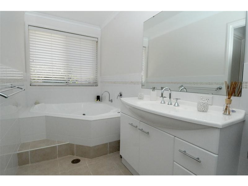 28 Rainbow Beach Drive, Bonny Hills NSW 2445