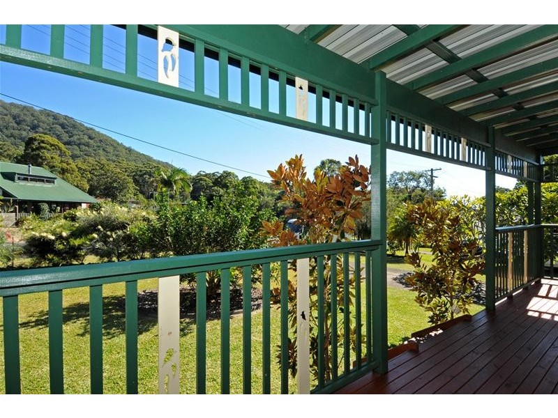 3 Peach Grove, Laurieton NSW 2443