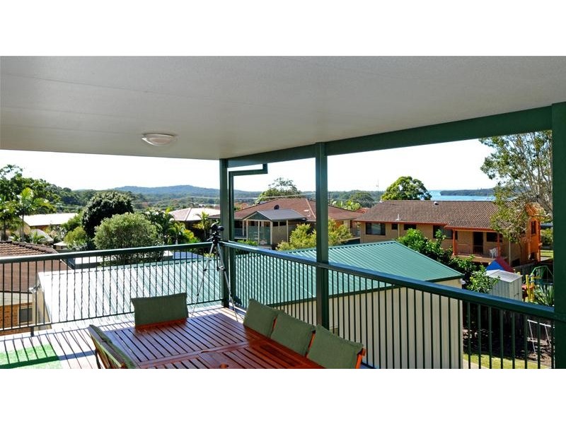 3 Peach Grove, Laurieton NSW 2443