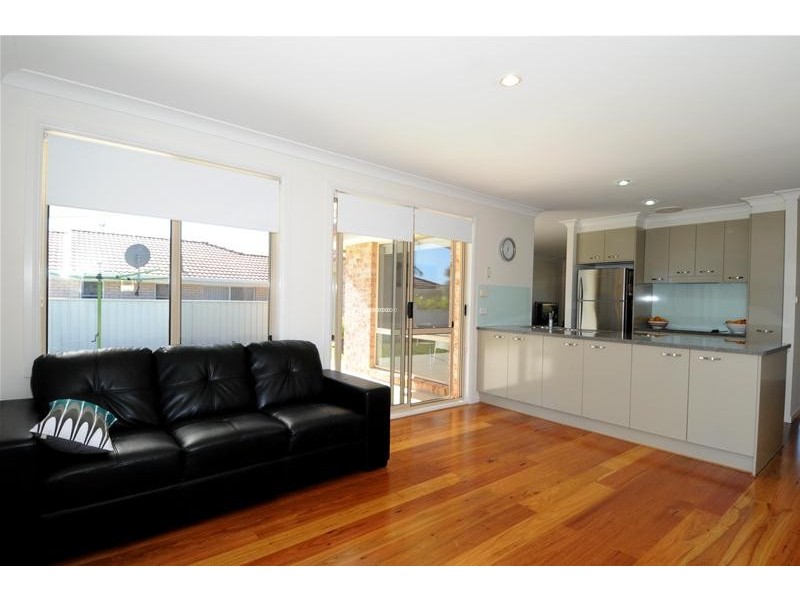 24 Kendall Crescent, Bonny Hills NSW 2445