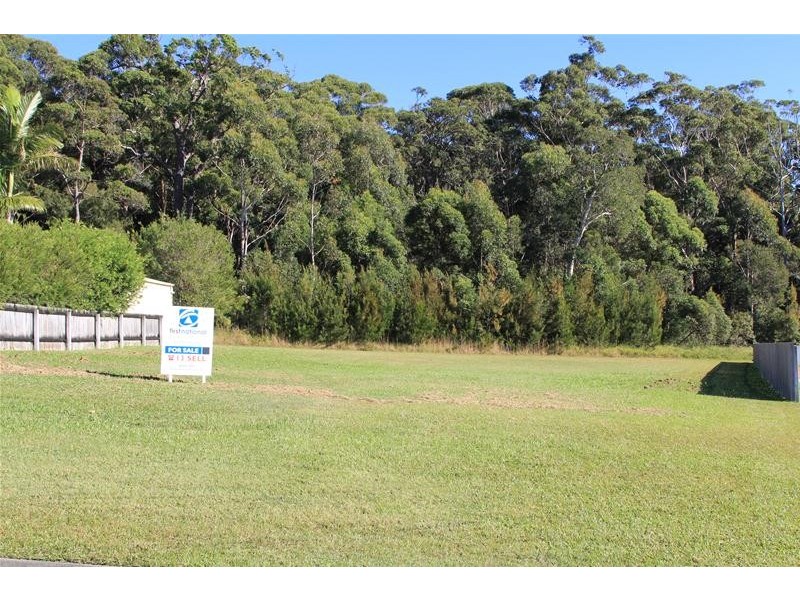 53 Flinders Drive, Laurieton NSW 2443