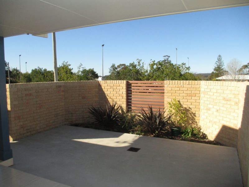 2/90 Lord Street, Laurieton NSW 2443