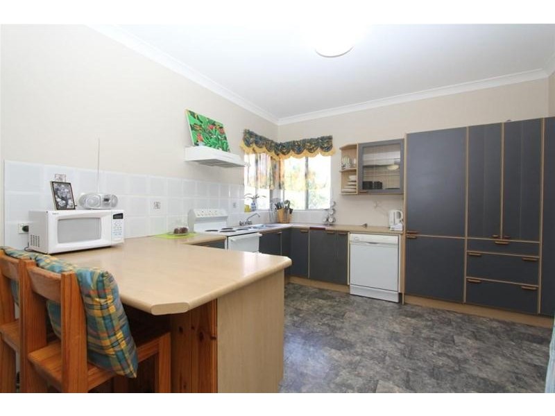 485 Ocean Drive, Laurieton NSW 2443