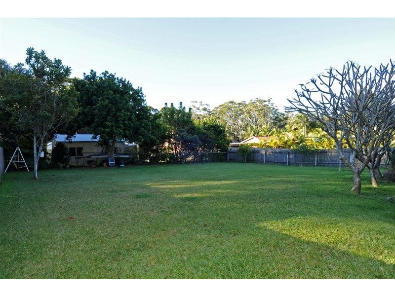 6 Elouera Place, Laurieton NSW 2443