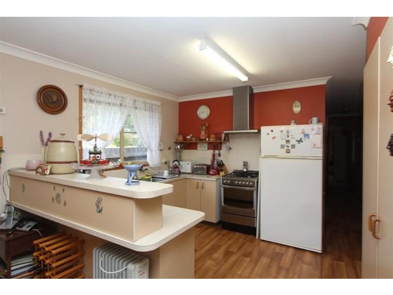 6 Heron Place, Laurieton NSW 2443