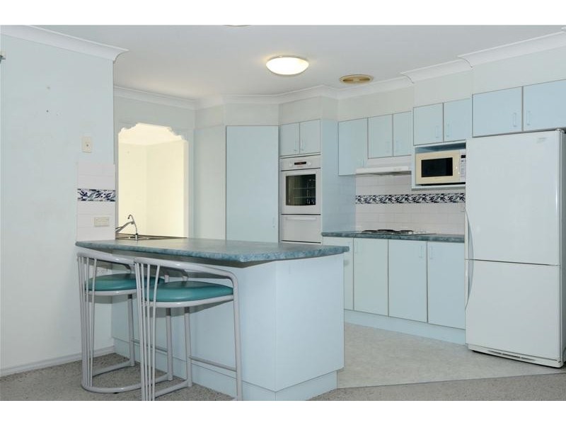8 Explorers Way, Lake Cathie NSW 2445