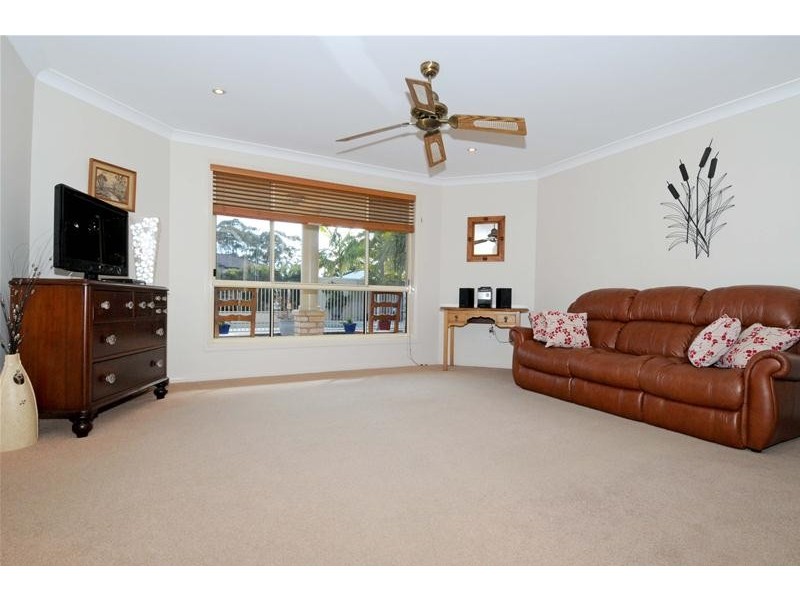45 Kendall Crescent, Bonny Hills NSW 2445
