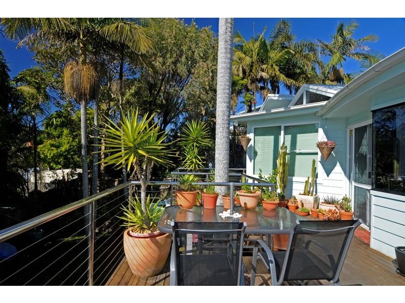 12 Orana Drive, Lake Cathie NSW 2445