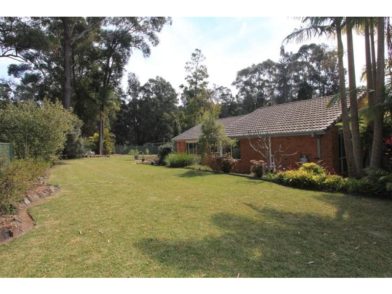 11 Lakeview Crescent, Laurieton NSW 2443