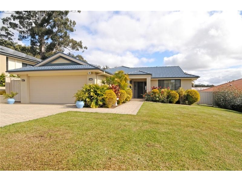 45 Admirals Circle, Laurieton NSW 2443