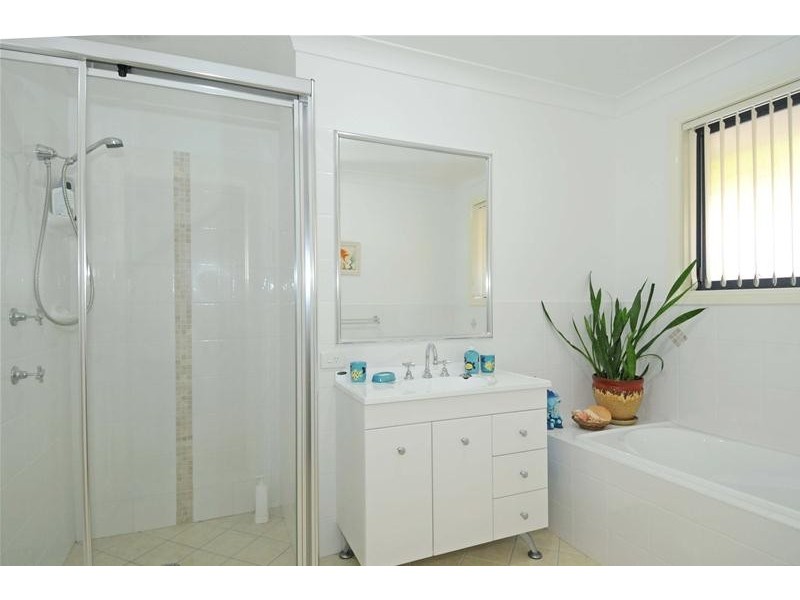 45 Admirals Circle, Laurieton NSW 2443