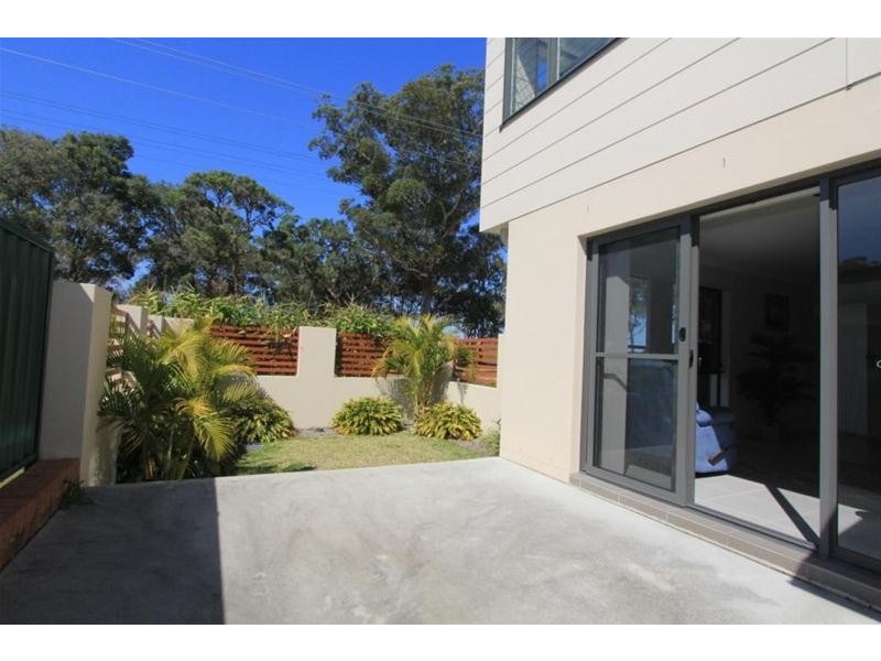 2/39 The Parade, North Haven NSW 2443