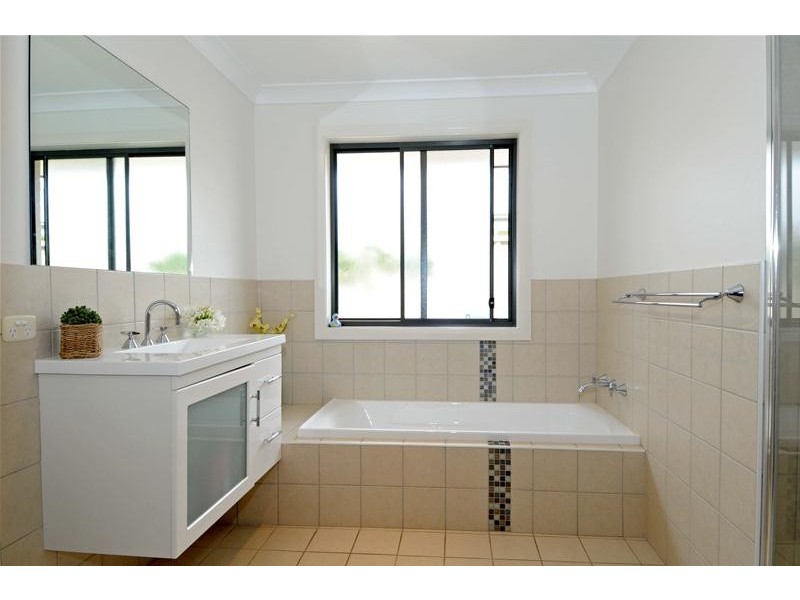 8 Magellan Place, Bonny Hills NSW 2445