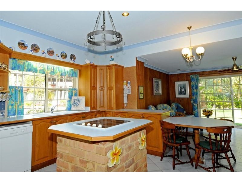 19 Scarborough Way, Dunbogan NSW 2443