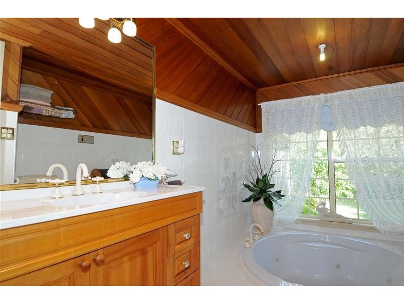 19 Scarborough Way, Dunbogan NSW 2443