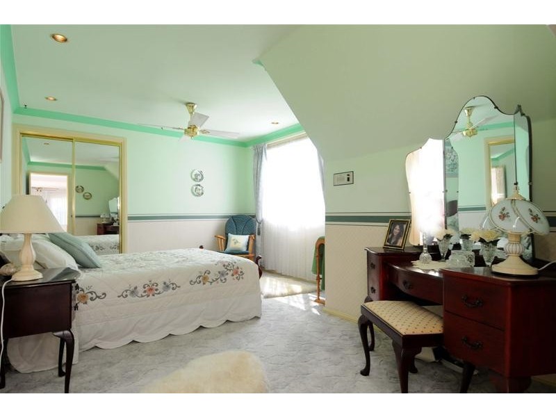 19 Scarborough Way, Dunbogan NSW 2443