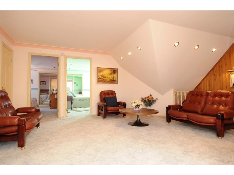 19 Scarborough Way, Dunbogan NSW 2443