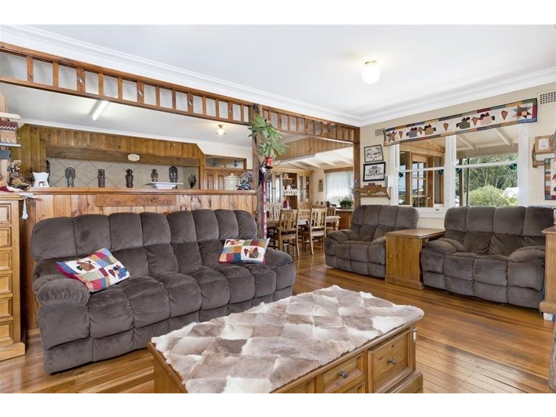 6 Lake Street, Laurieton NSW 2443