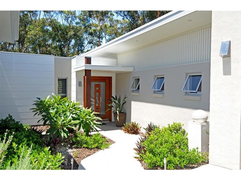 12 Seabreeze Court, Bonny Hills NSW 2445