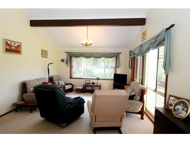 24 Bayside Avenue, North Haven NSW 2443