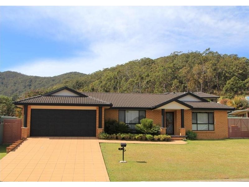 8 Diamentina Way, Laurieton NSW 2443