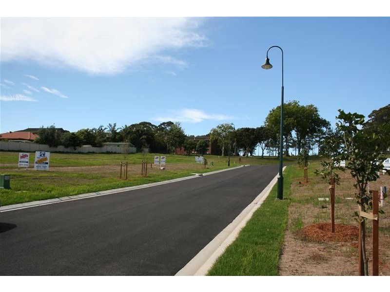 301 St Lucia Place, Bonny Hills NSW 2445