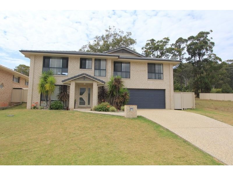 3 Hungerford Place, Bonny Hills NSW 2445