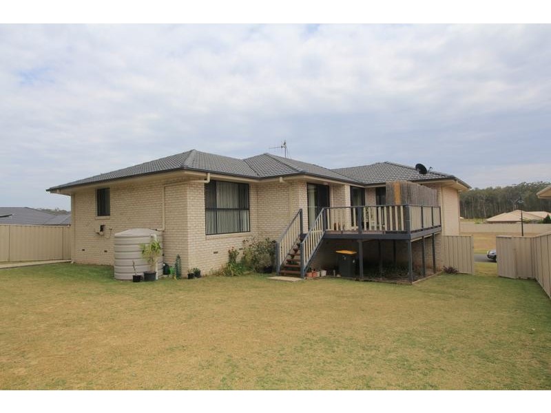 3 Hungerford Place, Bonny Hills NSW 2445