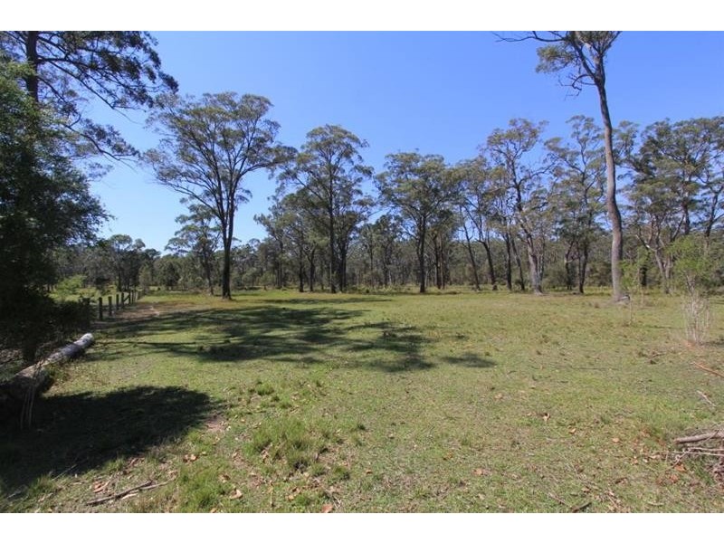 9b Glen Haven Drive, Kew NSW 2439