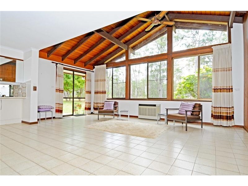 8 Mountain View Road, Laurieton NSW 2443