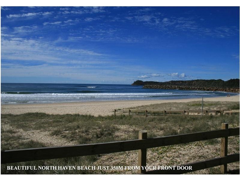 101 The Parade, North Haven NSW 2443
