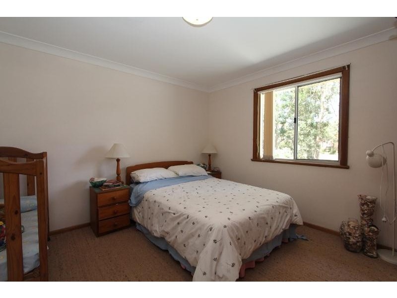 16 Bell Street, Dunbogan NSW 2443