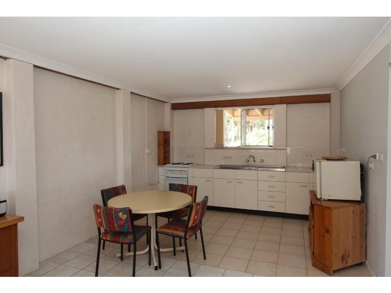 16 Bell Street, Dunbogan NSW 2443