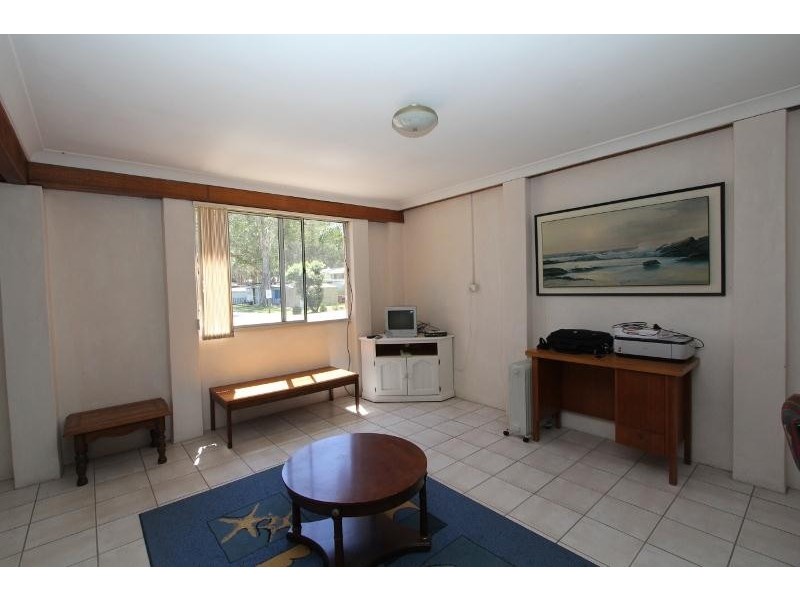 16 Bell Street, Dunbogan NSW 2443