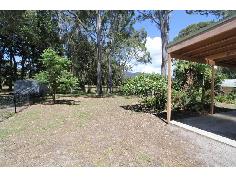 16 Bell Street, Dunbogan NSW 2443