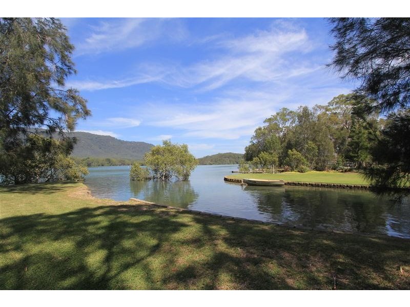 7 Bridge Street, North Haven NSW 2443