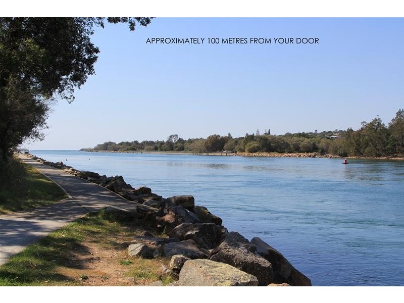 2/39 The Parade, North Haven NSW 2443