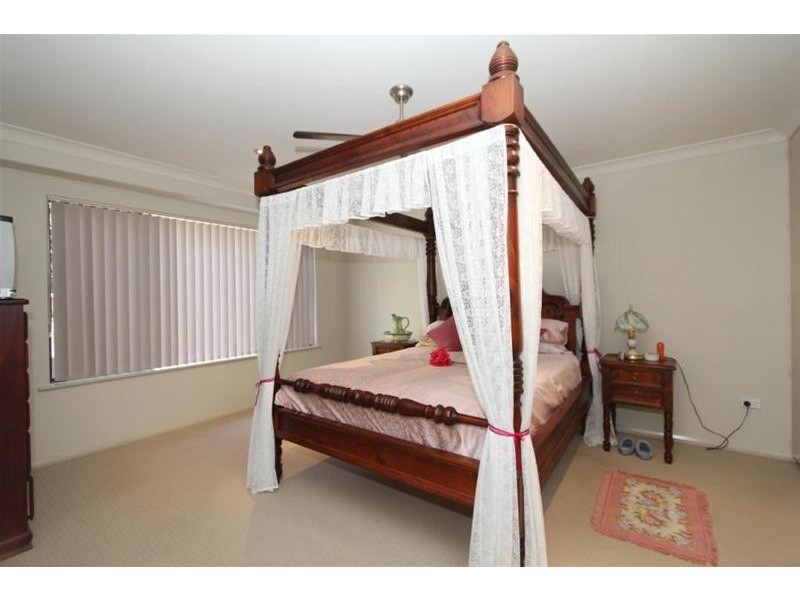 2/39 The Parade, North Haven NSW 2443