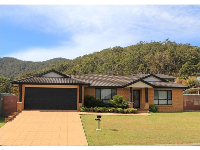 8 Diamentina Way, Laurieton NSW 2443