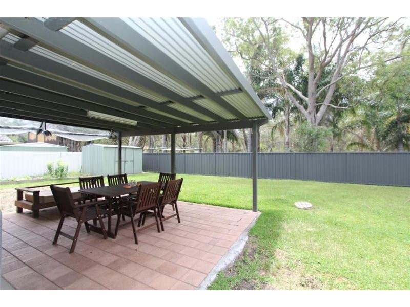 9 Lepemi Place, North Haven NSW 2443