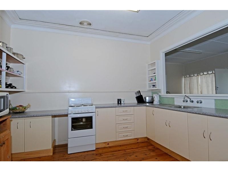 11 Rowley Street, North Haven NSW 2443