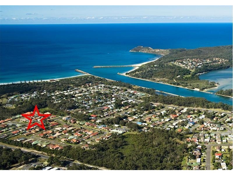 2/24 Edith Street, North Haven NSW 2443