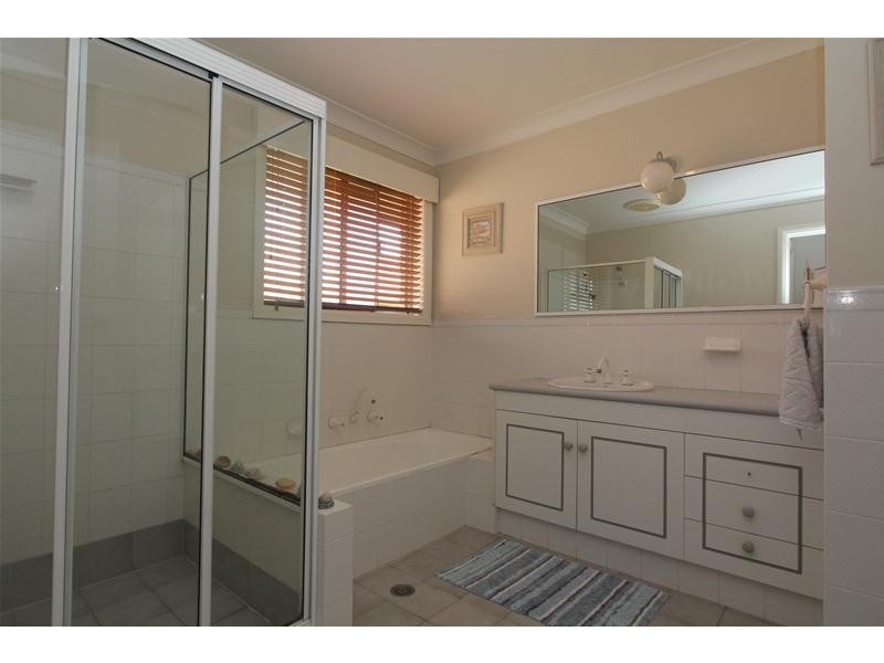 30 Waterview Crescent, Laurieton NSW 2443