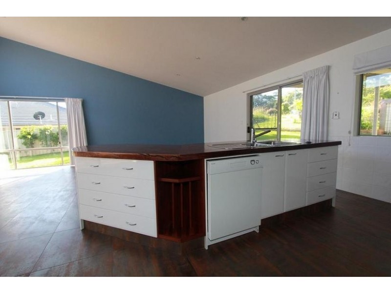 9 Hungerford Place, Bonny Hills NSW 2445