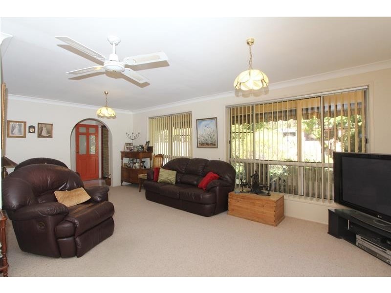 8 St Albans Way, Laurieton NSW 2443